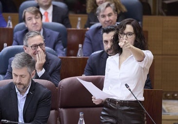 Ayuso se crece ante la nueva derrota política de la izquierda en Madrid