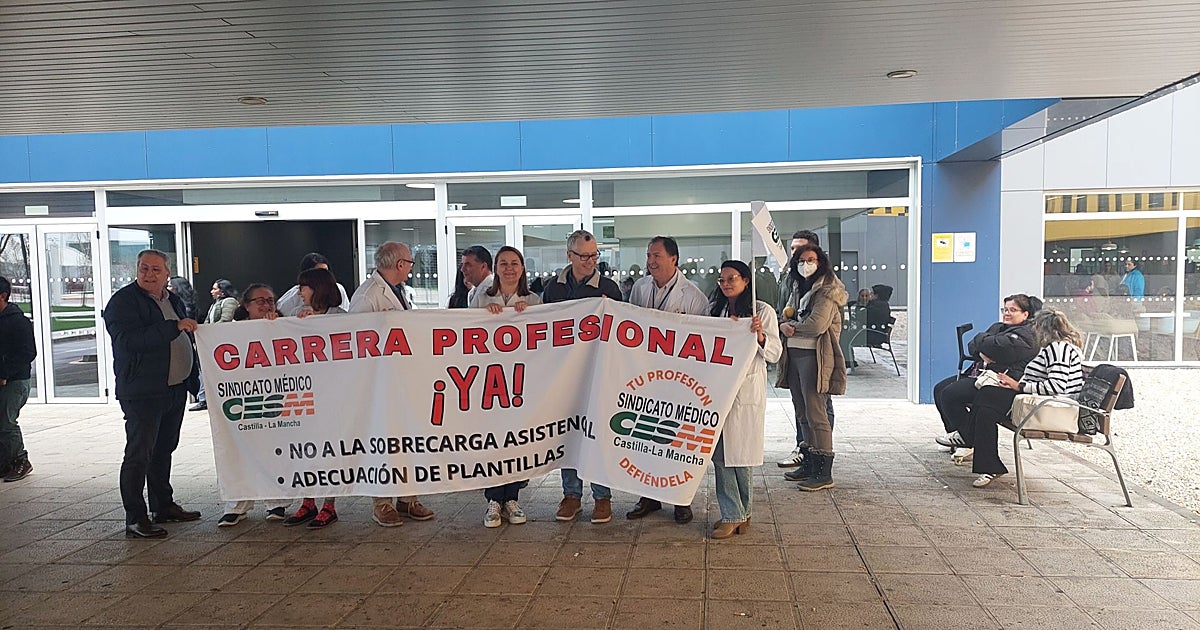 Huelga de médicos: «No pedimos la luna sino el reconocimiento de los méritos en la profesión»