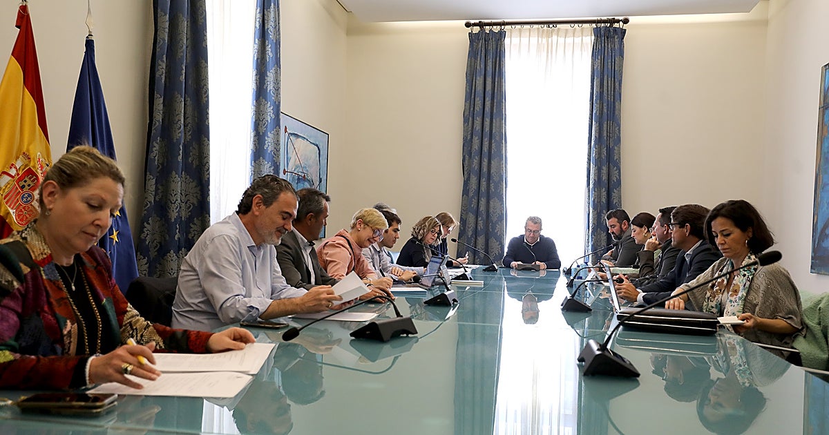 El Patronato Costa Blanca fija en sus objetivos del año reforzar la conectividad aérea de Alicante