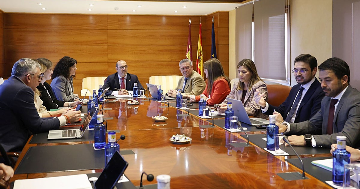 El pleno de este jueves abordará salarios, plaga de conejos y costes del sector agrario