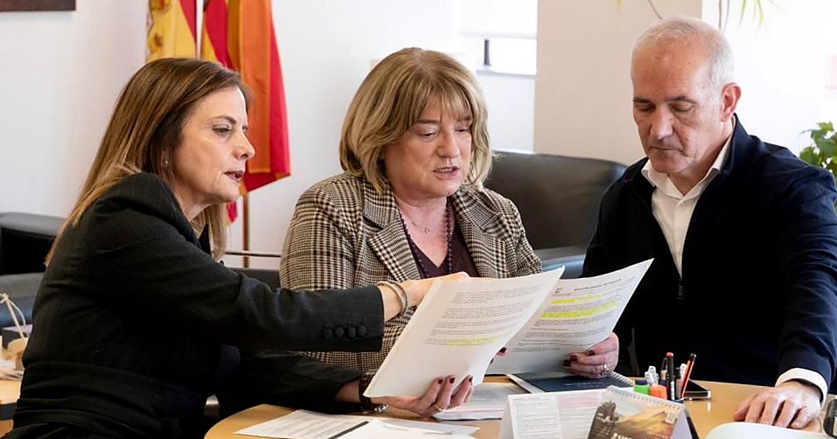 Aragón reduce al máximo el uso de pantallas en las aulas: los mayores tendrán 10 horas semanales