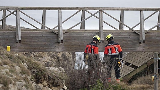 La juez responsabiliza al Ministerio de Transición Ecológica por el estado de la pasarela que colapsó en Santander