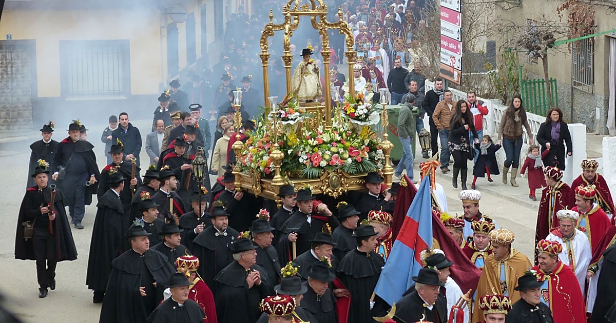 «Las mujeres somos tradición»: la protesta de Cuenca que estalla tras el caso de Sagunto