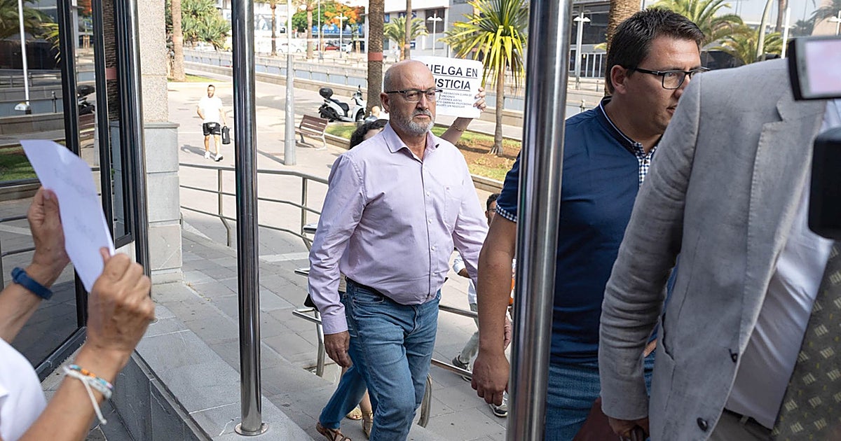 El Tito Berni usaba un catálogo de prostitutas para cobrarse favores a cambio de gestiones como Ábalos y Koldo