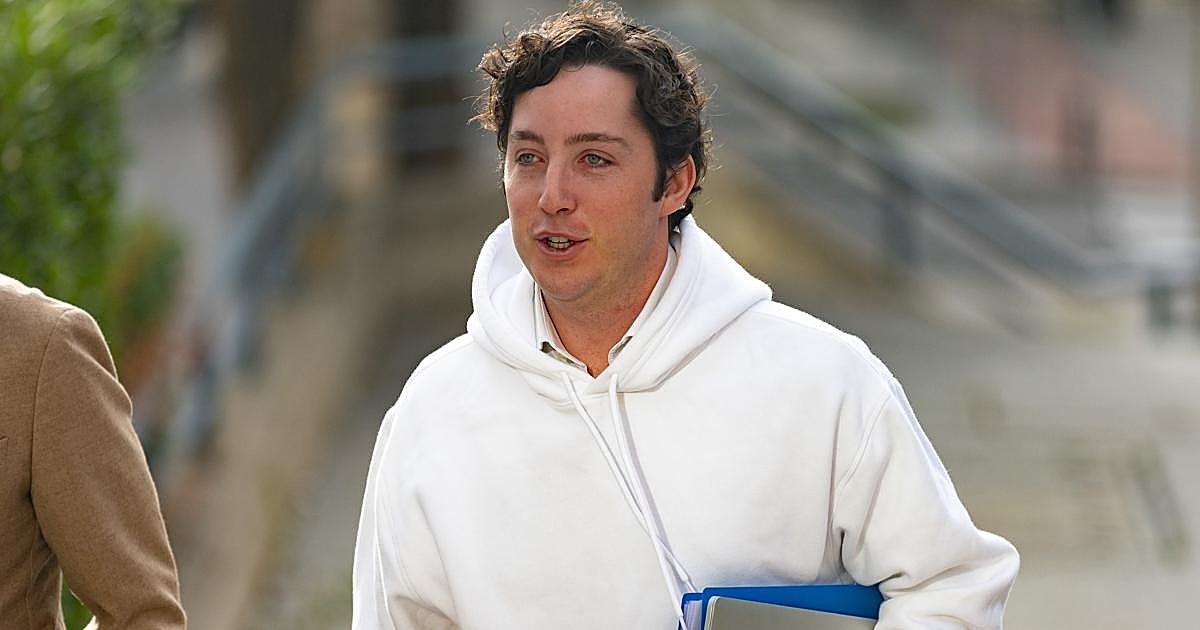 El Supremo reduce a dos años de cárcel la condena al 'Pequeño Nicolás' por acceder a datos de bases policiales