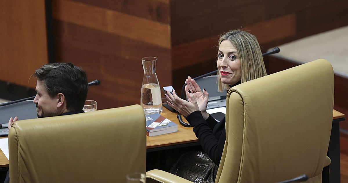 PP y Vox prevén investir a María Guardiola justo a la vuelta de Semana Santa