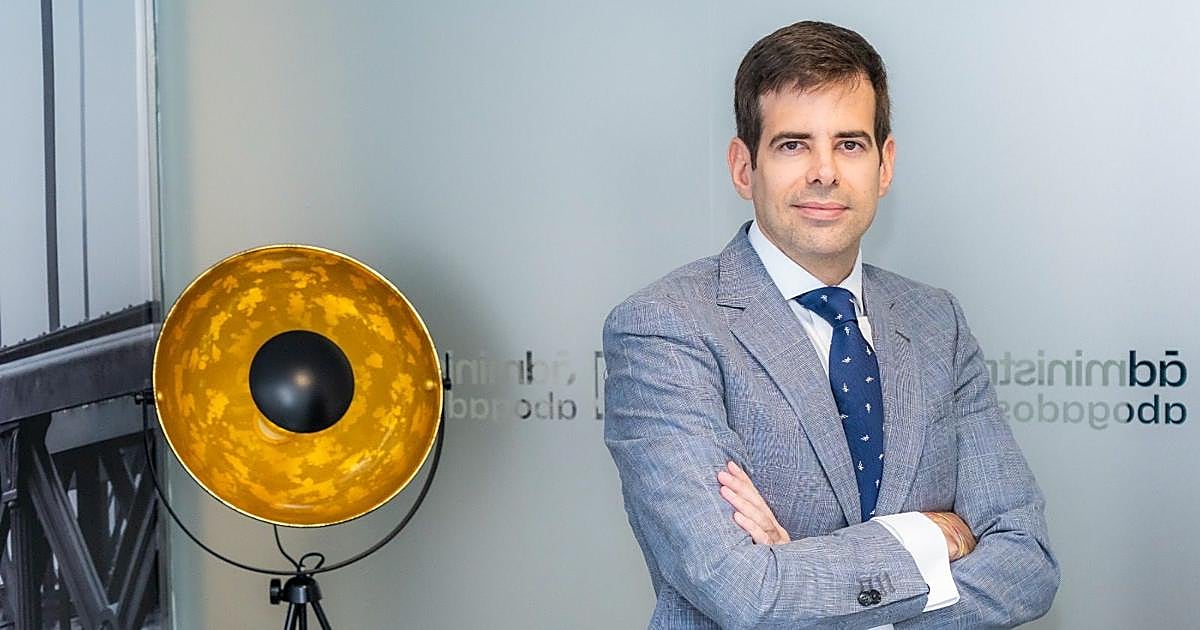 Antonio Benítez : «Es inexplicable que no se acordonasen y vigilasen las vías en Adamuz que luego se llevó ADIF»