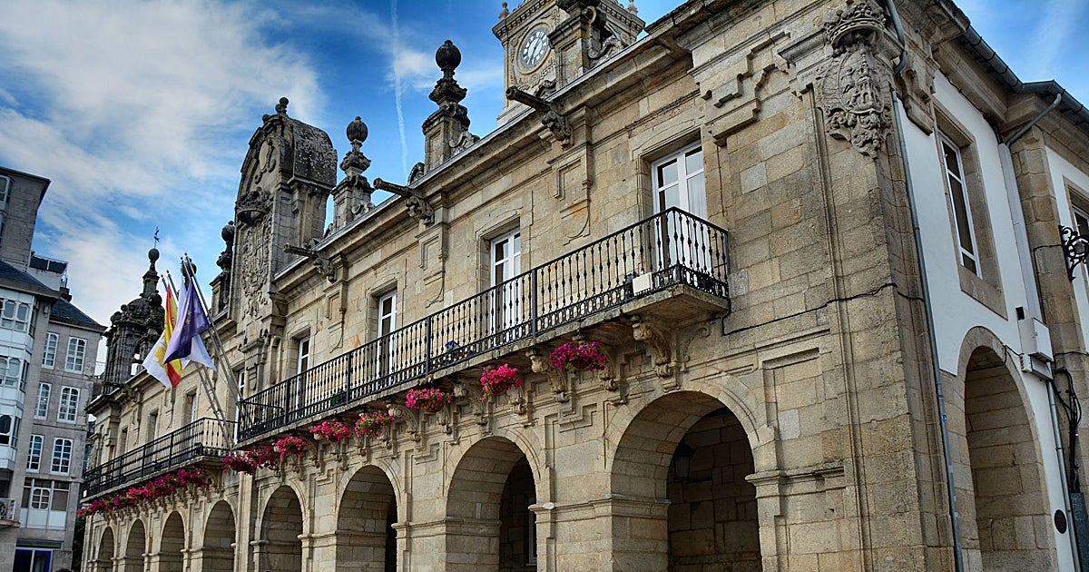 Las cuentas de Lugo salen adelante con el voto de la edil no adscrita