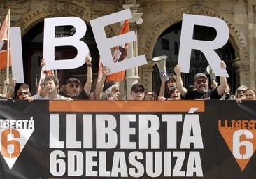 Concentracióna a favor de las sindicalistas conocidas como las 'Seis de la Suiza'.