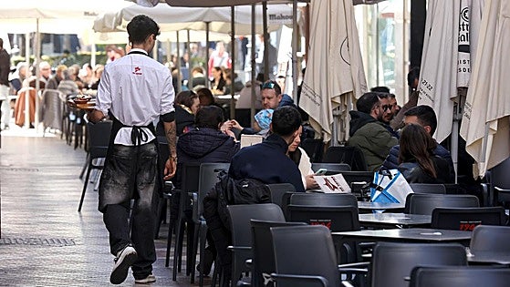 Un informe cifra en 3.000 millones la economía sumergida en Córdoba y propone educación financiera obligatoria