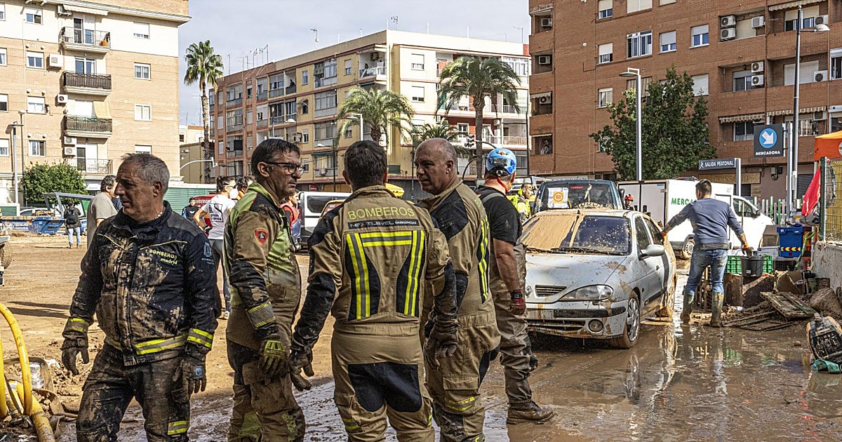 Un mando de bomberos sitúa el desbordamiento del Riu Sec antes de las 13:00 el día de la dana