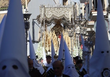 La Paz vuelve a llenar de blanco y pureza las calles de la ciudad