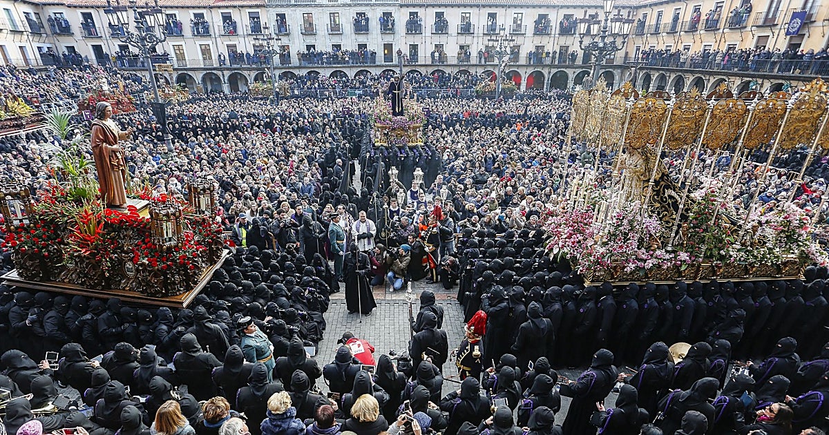 Procesiones del Viernes Santo en León: recorrido, pasos y horario de la Semana Santa