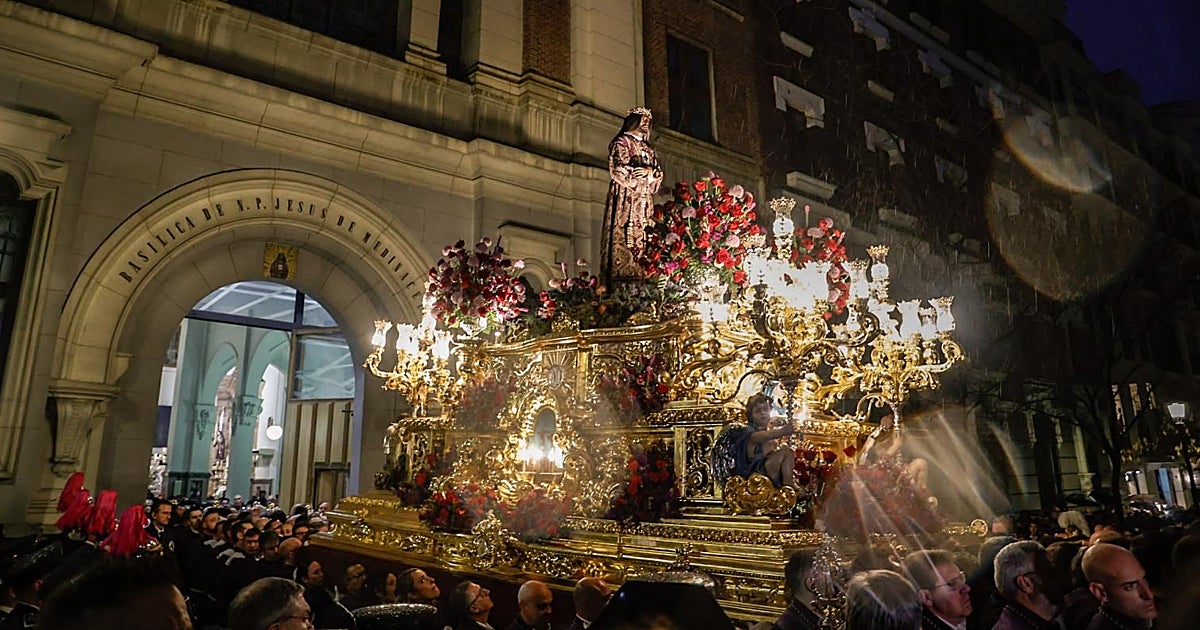 Viernes Santo, el día grande de la Semana Santa de Madrid con Medinaceli y Los Alabarderos