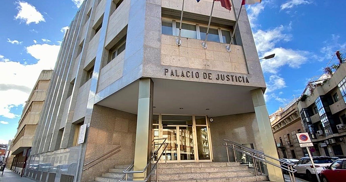 La Fiscalía pide 5,5 años de prisión para un vecino de La Solana por usar contratos falsos para quedarse con fincas