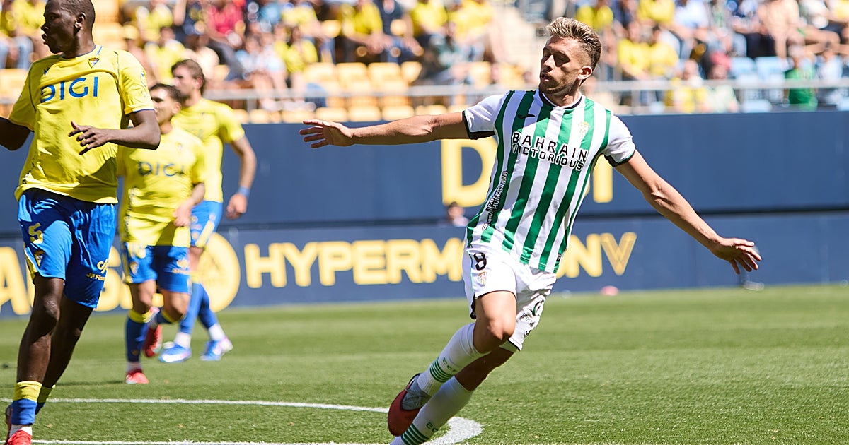 Las notas de los jugadores del Córdoba CF tras la victoria ante el Cádiz