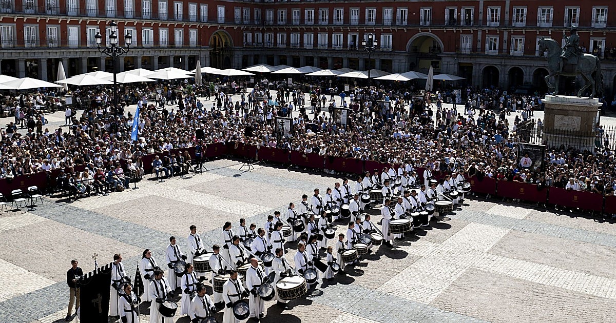 Madrid’s Semana Santa 2026 Ends With Traditional Drum Processions in Plaza Mayor