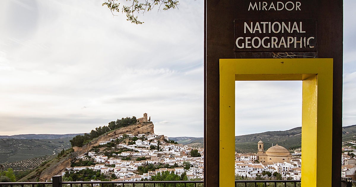 Un hombre hiere con un hacha a tres personas en plena calle de un pueblo de Granada