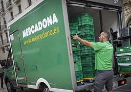 Mercadona busca personal sin experiencia para preparar pedidos por 2.346 euros de sueldo más plus de nocturnidad
