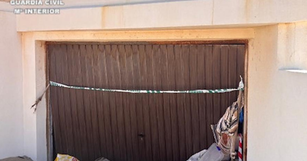 Okupan una casa junto a la playa tras robar comida y alcohol de un bar en Valencia