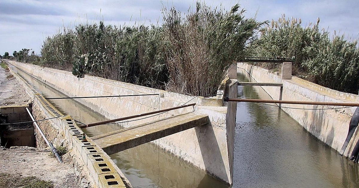 Bendodo apoya en Castilla-La Mancha la continuidad del trasvase para salvar los regadíos valencianos