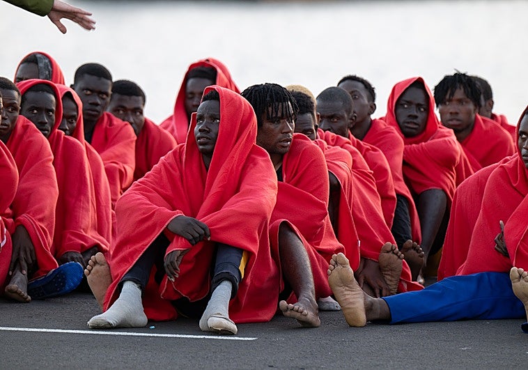 Más de mil menores inmigrantes cumplen 18 años y están fuera del control institucional