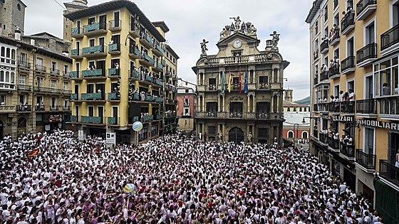 Condenado un chico de un centro de menores por violar a una compañera de 15 años a punta de navaja en los Sanfermines de 2023