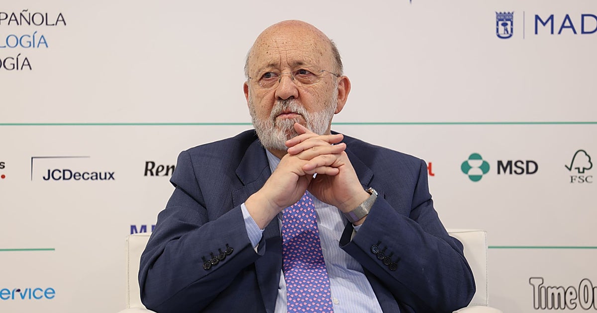 Las cinco claves del CIS de Tezanos en Andalucía: de la debacle de Montero, al frenazo a Vox y la duda en las izquierdas