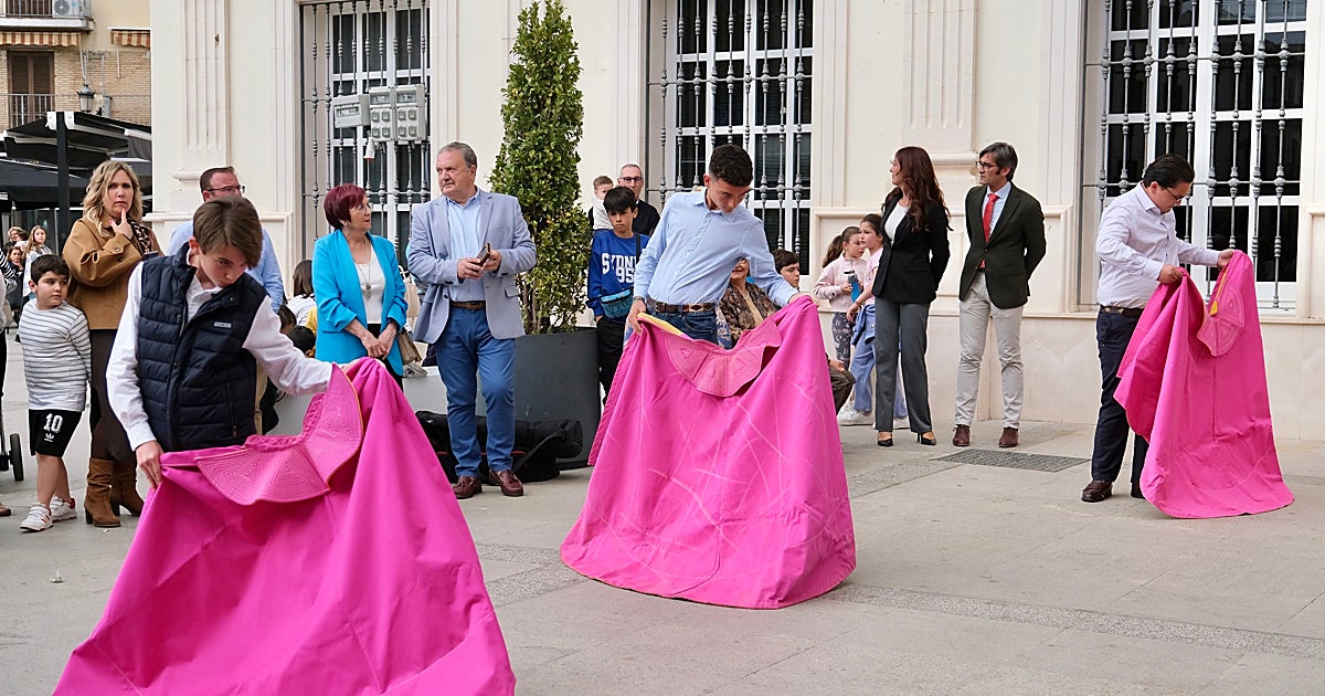 Nace la escuela taurina de Cabra, con el recuerdo de los primeros pasos de Manolete