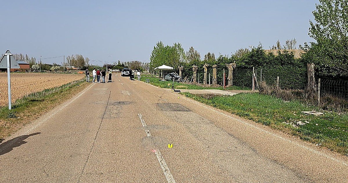 Muere tras salirse de la carretera y chocar contra un árbol en un pueblo de Palencia
