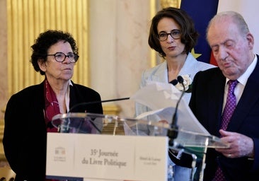 Don Juan Carlos, tras recibir un premio en la Asamblea Nacional Francesa: «Nadie es profeta en su tierra»