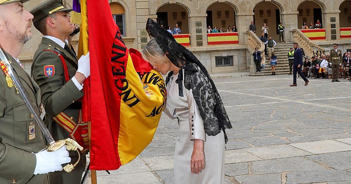 Más de 300 civiles juran Bandera en la Academia de Infantería de Toledo