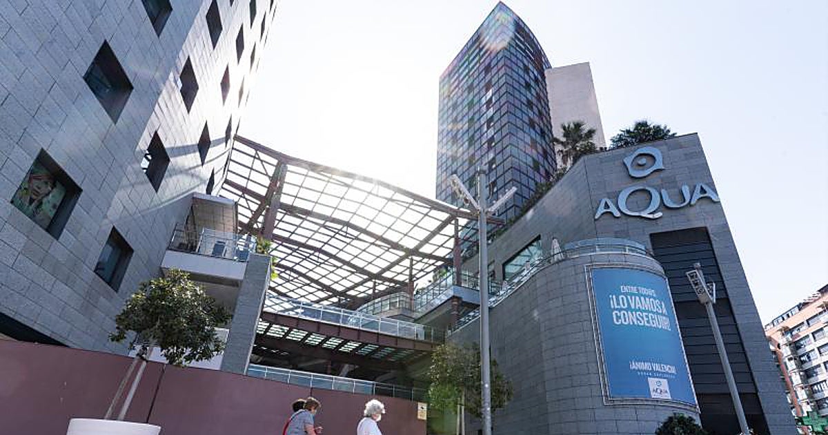 Qué está abierto en Valencia este lunes 13 de abril: así afecta el festivo a Mercadona, El Corte Inglés y los centros comerciales