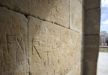 La herida del vandalismo de los años 80 que aún daña el Templo de Debod