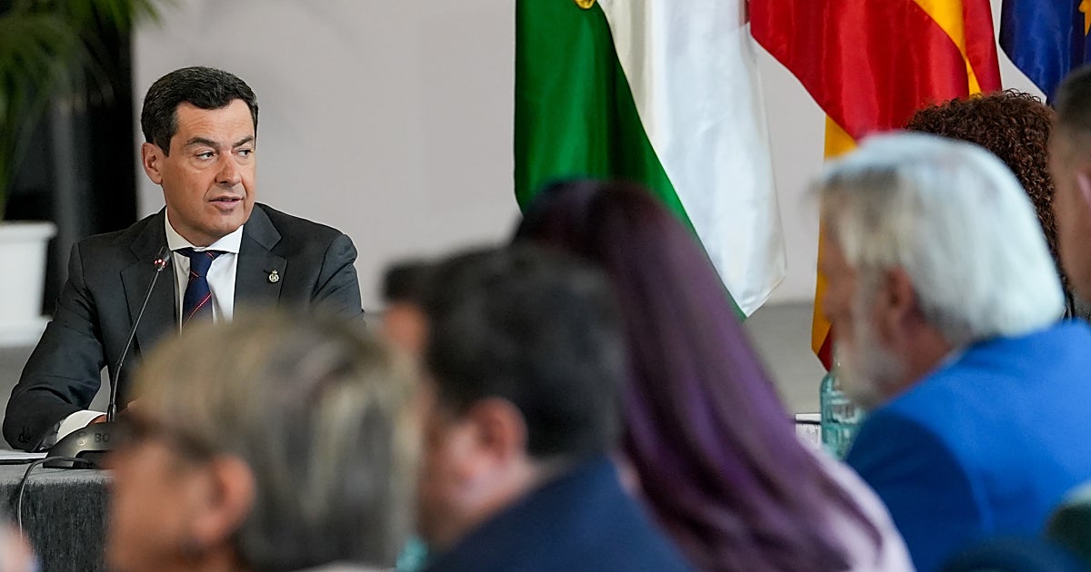 PP AL BORDE: Andalucía confirma a Moreno pese a caída socialista