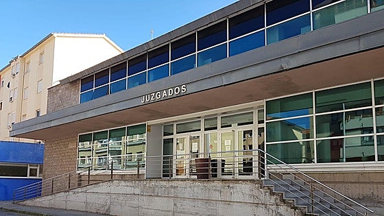 Un hombre se enfrenta a cinco años de cárcel o su expulsión del país por agredir sexualmente a una joven de 17 a la que acogió en su casa