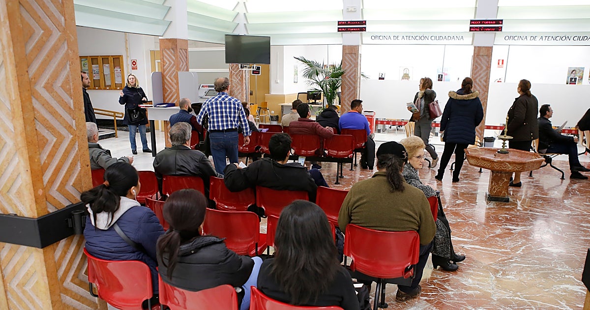 El atasco en el padrón de habitantes de Córdoba se reduce por primera vez en los últimos seis meses