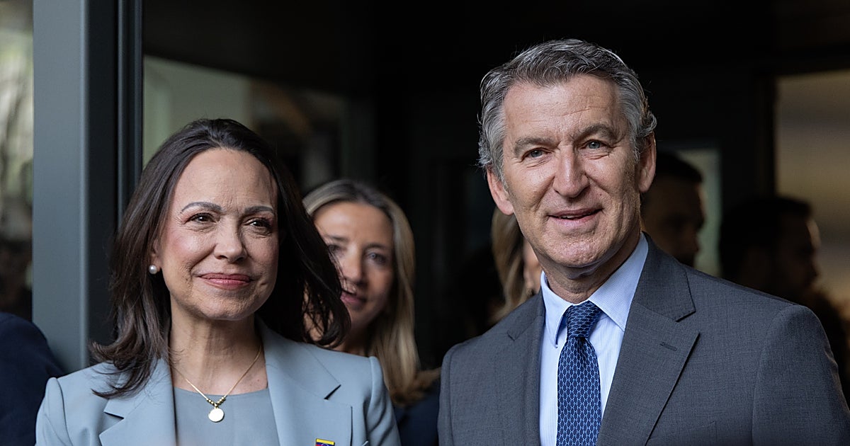 Feijóo se vuelca con María Corina Machado: «Aquí está tu partido en España»