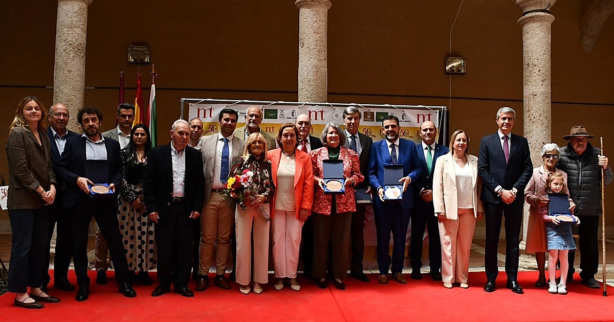 La Junta anima al sector vitivinícola regional a producir vino «con menor huella de carbono»