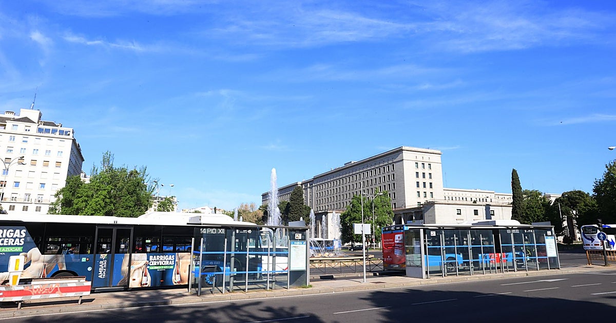 El 'barrio de la ciencia' da el salto al callejero con una parada de bus en la Castellana