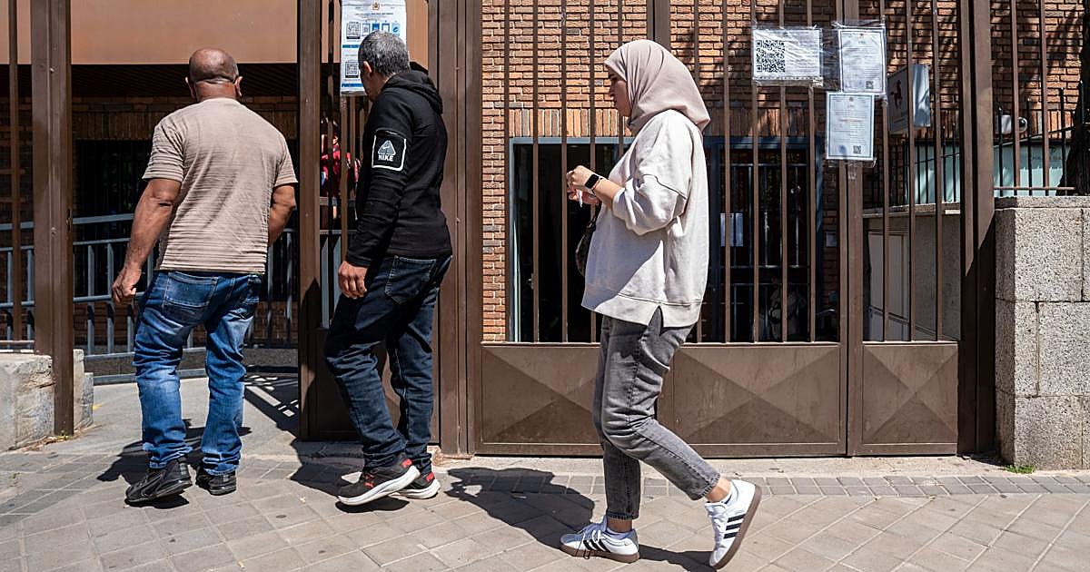 Registradas 13.500 solicitudes telemáticas en el primer día de la regularización de inmigrantes