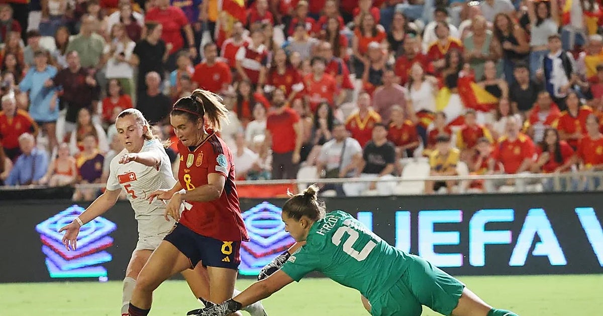 España quiere volver a sonreír en Córdoba frente a Ucrania