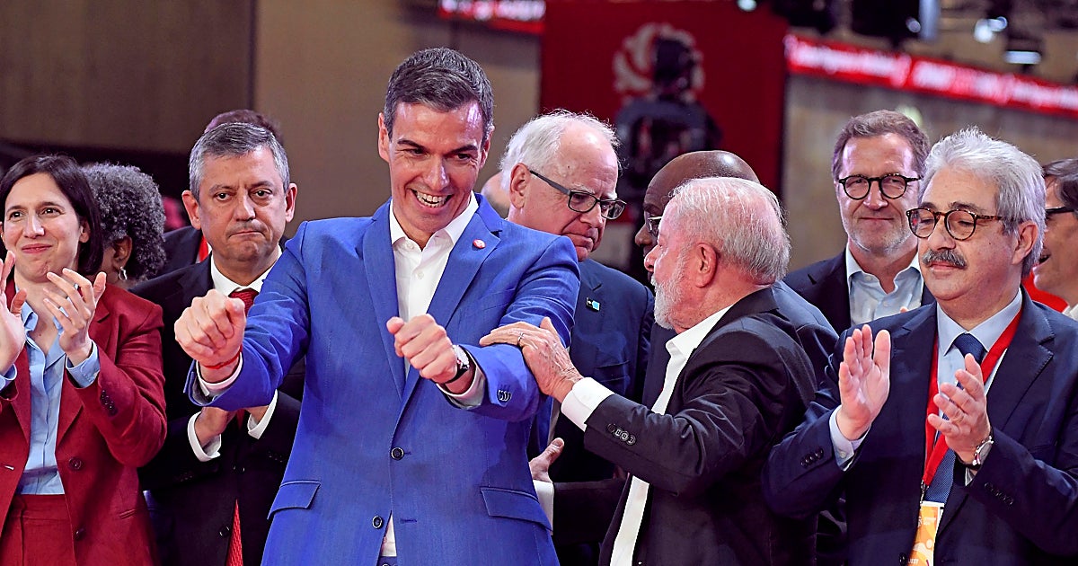 Sánchez pretende liderar el populismo global de izquierdas augurando el fin de los gobiernos de derechas: «Han llegado a su fin»