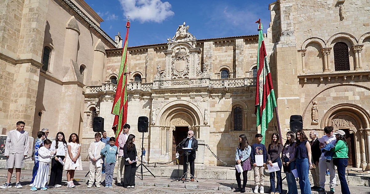 León «da vida» a «uno de los primeros latidos» de la democracia con la lectura de los Decreta de 1188