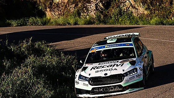 'Cohete' Suárez manda con puño de hierro en Córdoba y conquista el Rally Sierra Morena