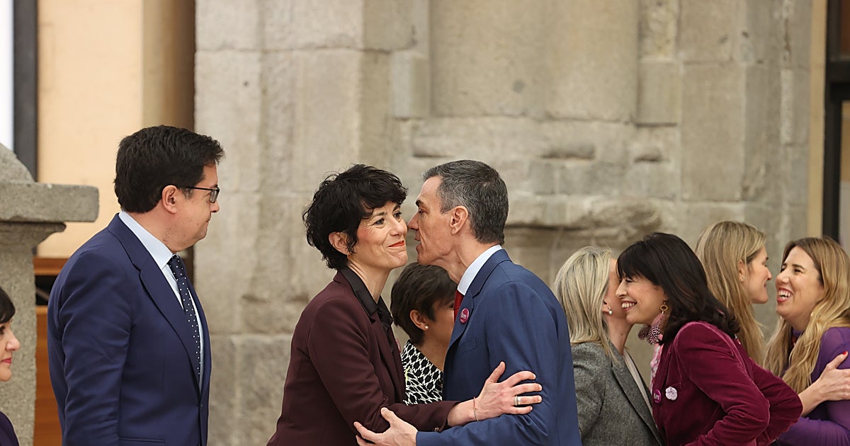 El Gobierno replica el patrón de los menores: competencias sin ayudas económicas