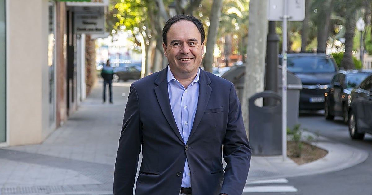 Génova empieza a confiar en Pérez Llorca como candidato pese a las dudas iniciales