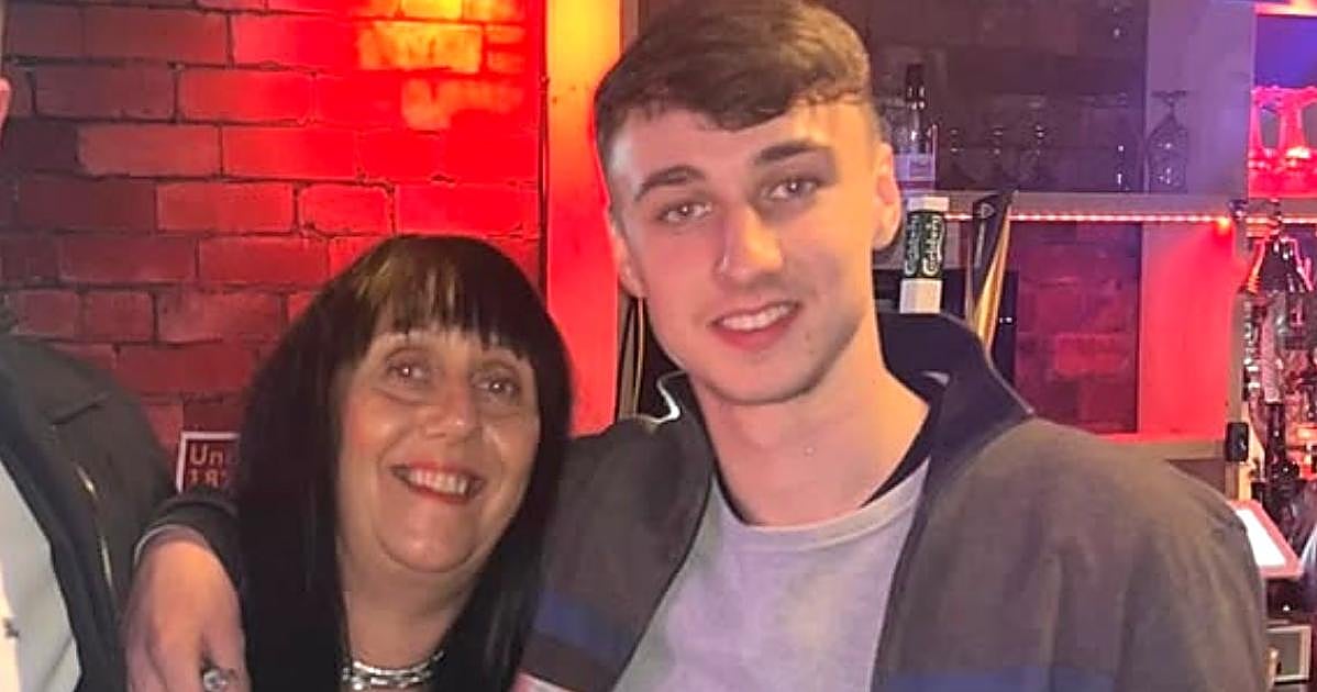 La madre de Jay Slater, el joven británico que murió en Tenerife, denuncia lo que está leyendo sobre su hijo: «Nadie entiende el dolor»