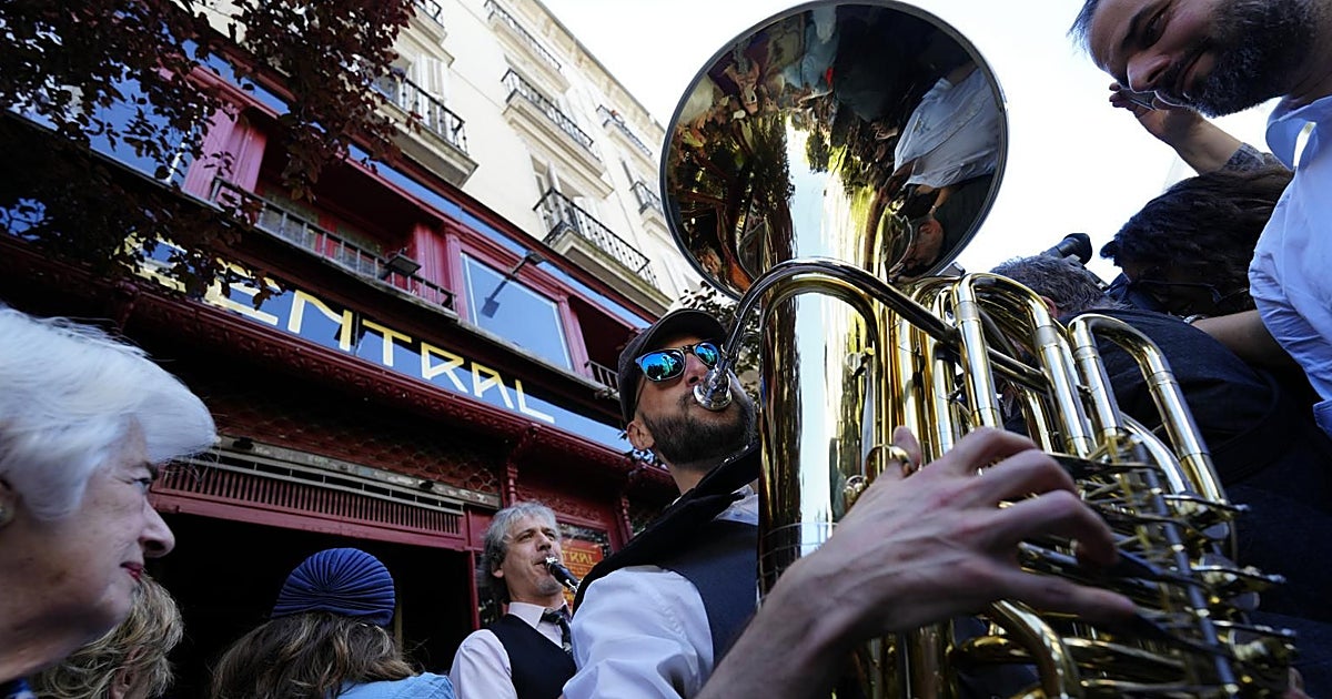 Con la música a otra parte