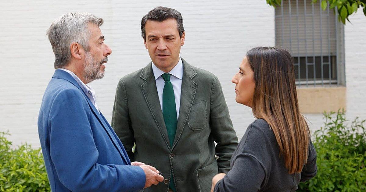 Bellido asegura que si el PP sigue al frente de la Junta, se pondrán ascensores en Levante y Ciudad Jardín